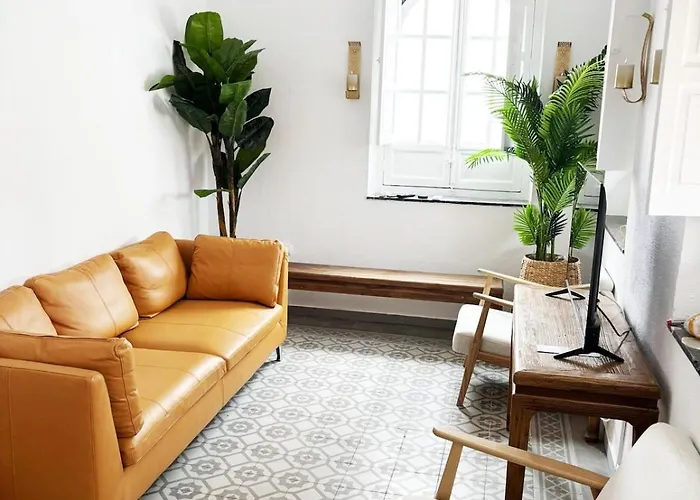 Cathedral And Mateos Gagos Apartament