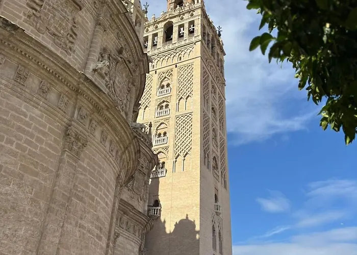 Cathedral And Mateos Gagos Apartament *